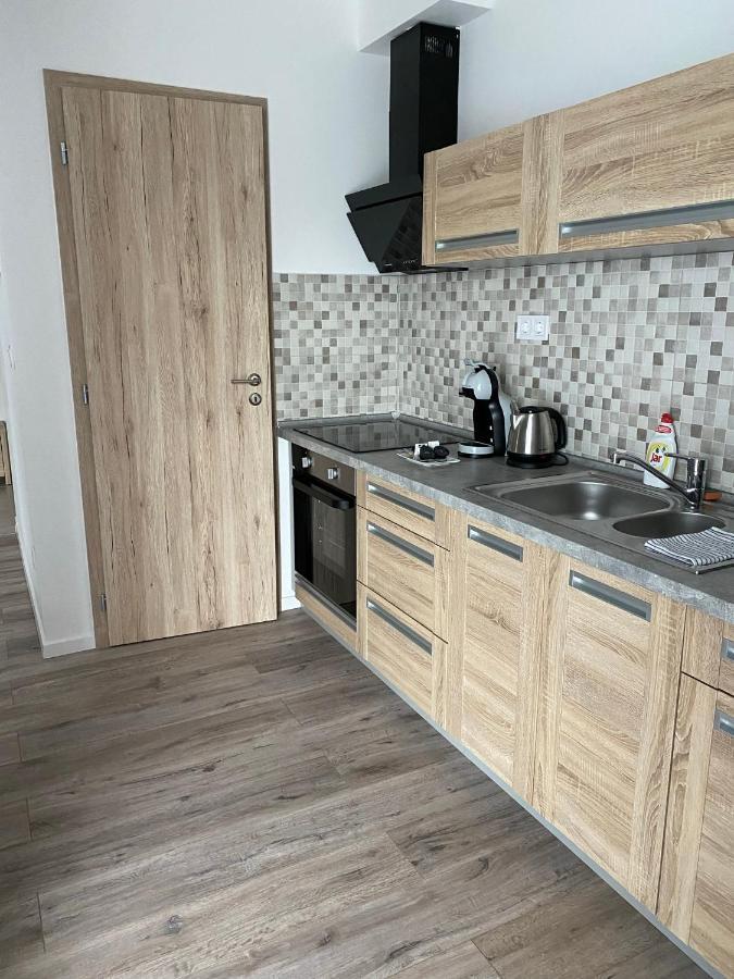 Paskom Apartmanház Nyergesujfalu Exterior foto