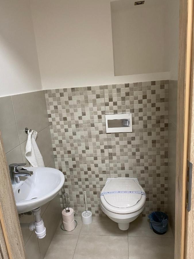 Paskom Apartmanház Nyergesujfalu Exterior foto