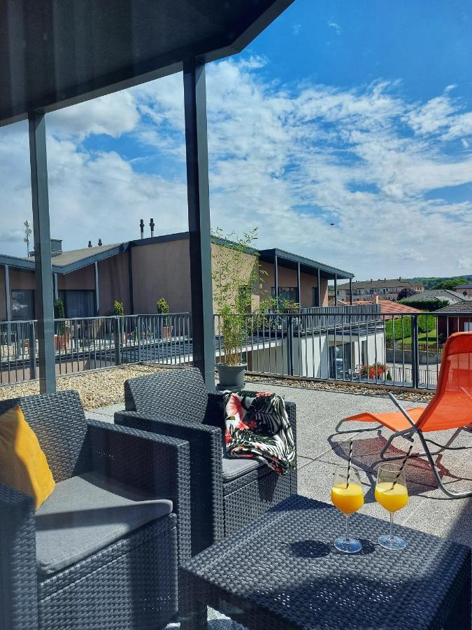 Paskom Apartmanház Nyergesujfalu Exterior foto
